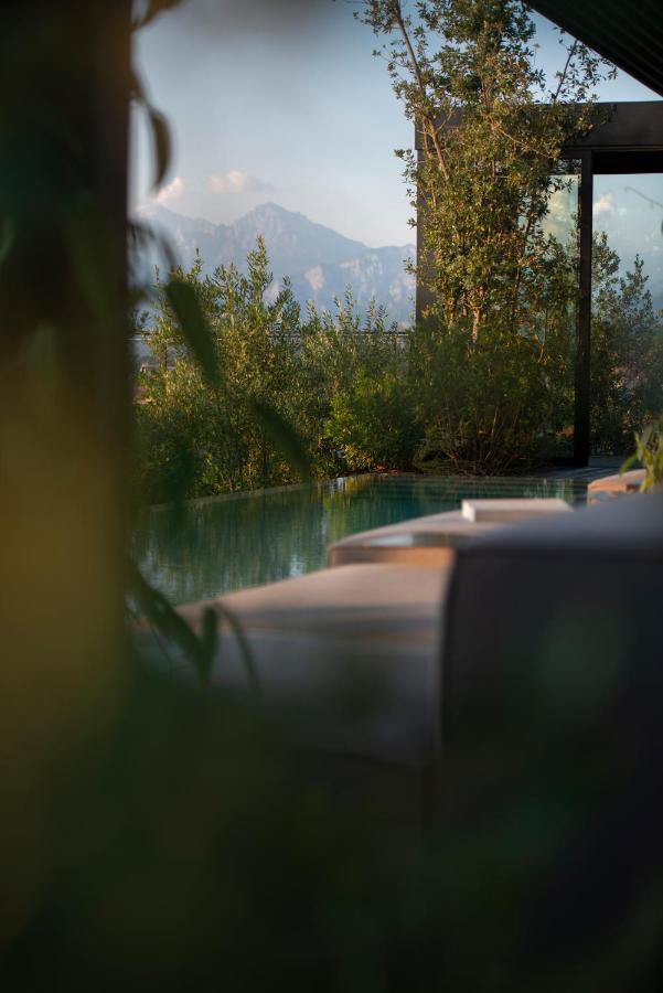 C-Hotel & Spa Cassago Brianza Bagian luar foto